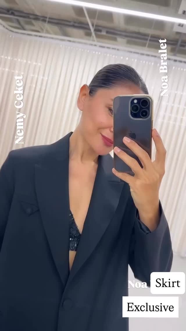 Post 3 by Leya Boutique on Instagram (video)