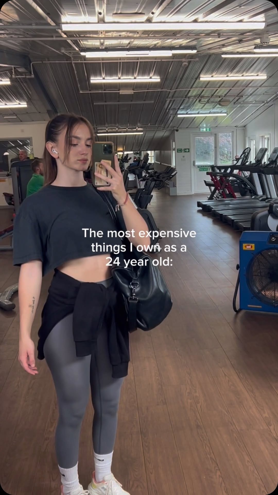 Post 10 by laurynmilo on Instagram (video)
