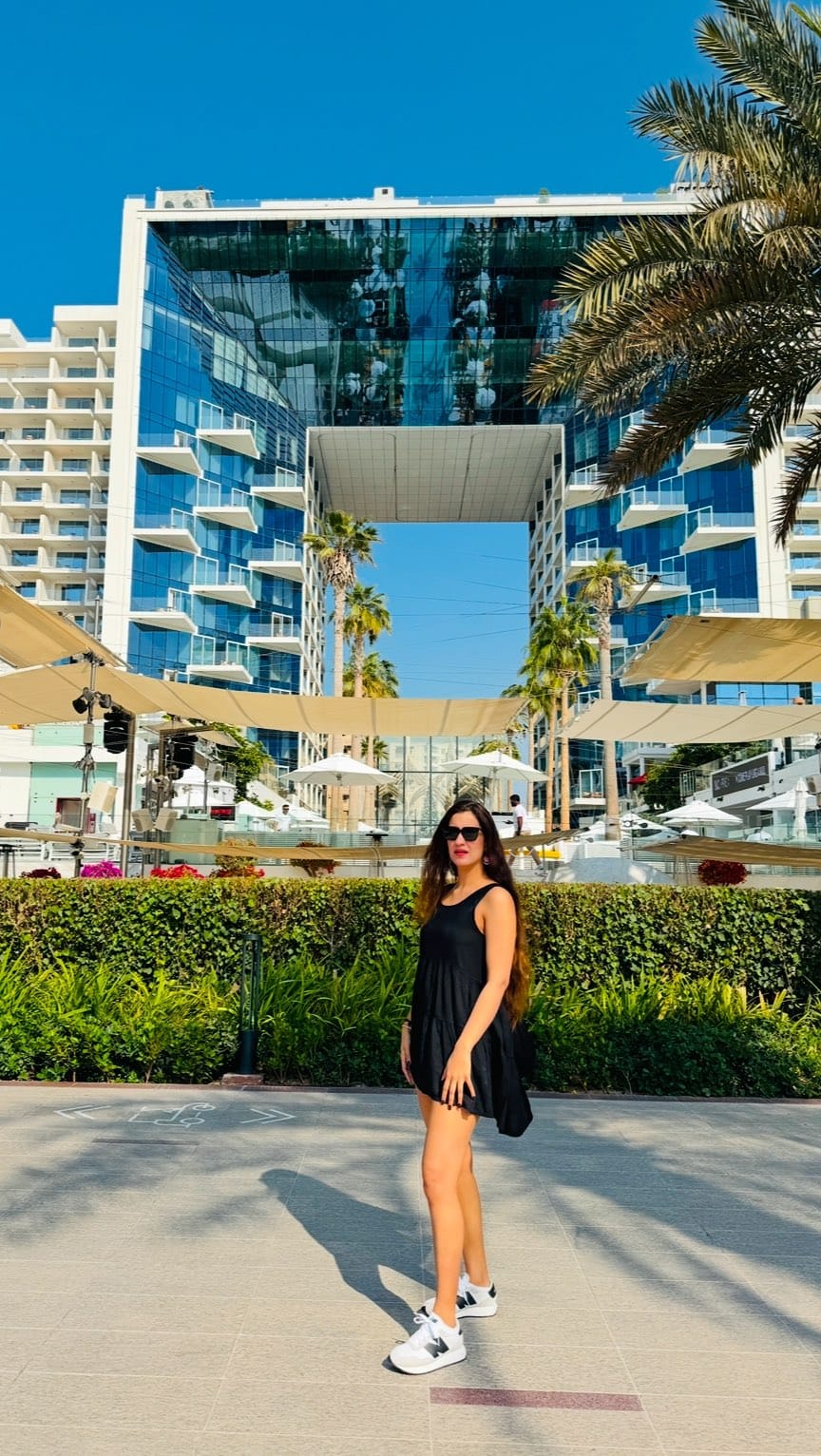 Post 4 by Monisha choudhary on Instagram (video)