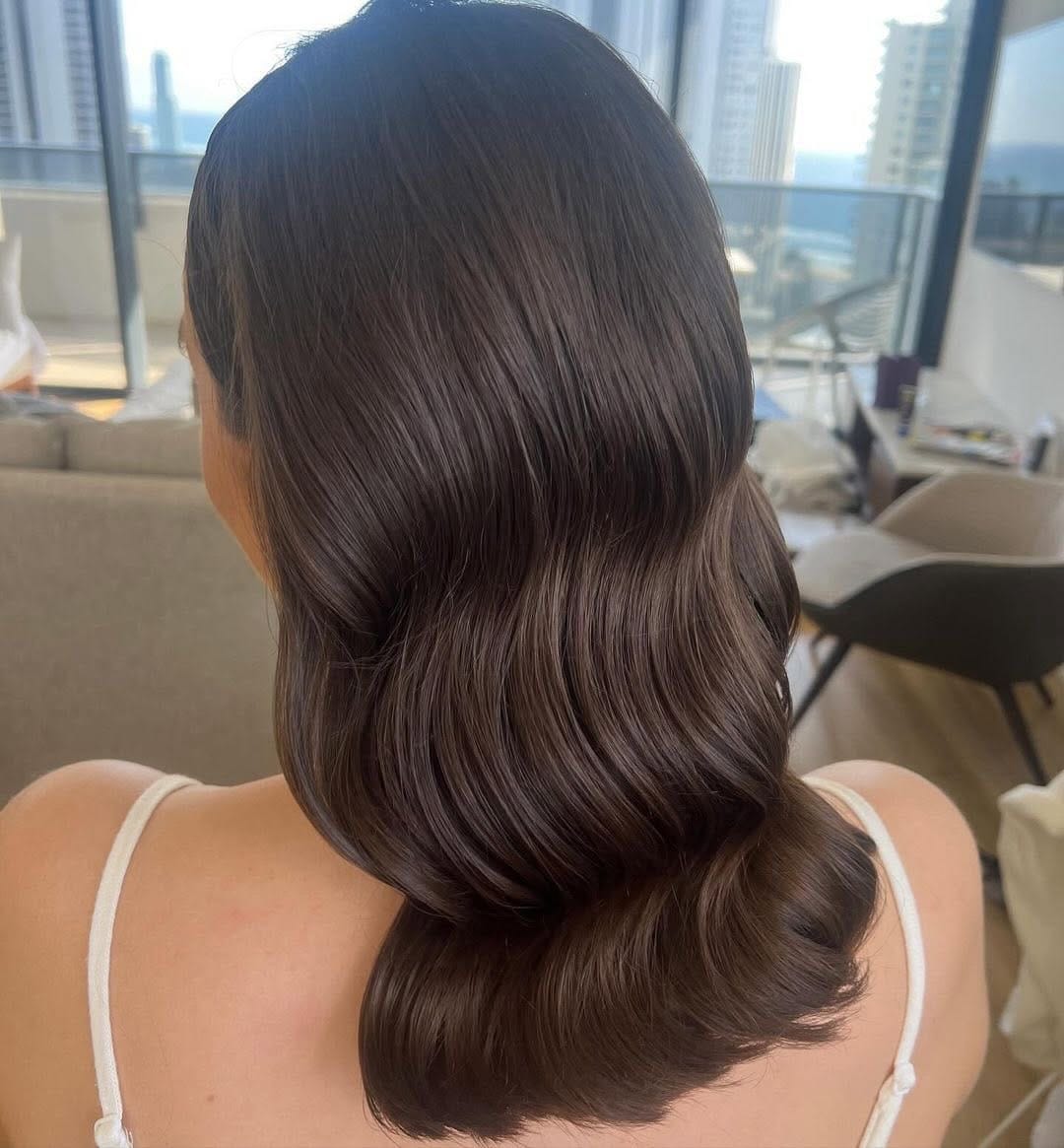 Post 2 by PROFESSIONAL HAIR & MAKEUP ARTISTS on Instagram (carousel)
