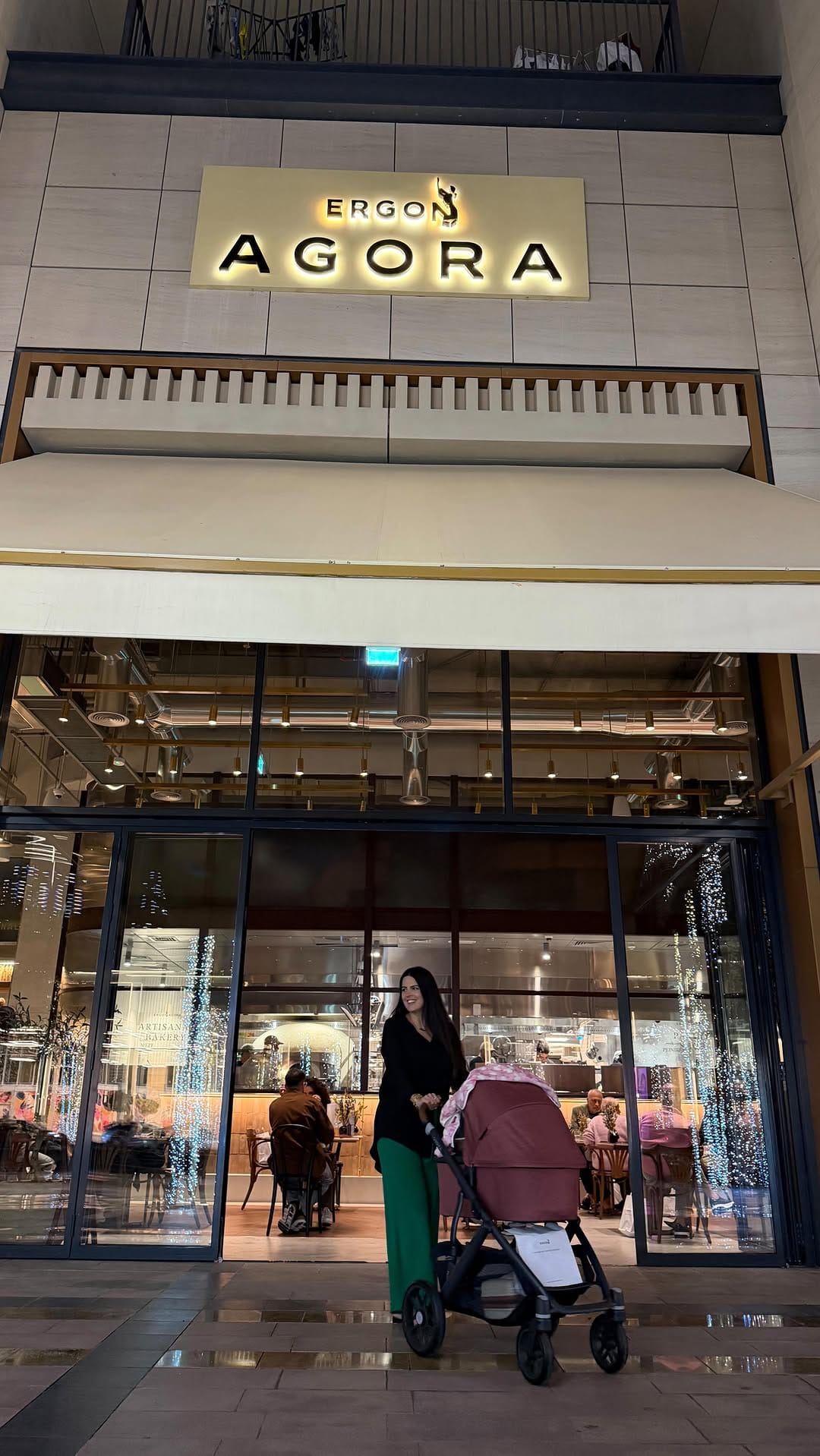 Post 7 by Jac Teixeira - 🇧🇷 Morando em Dubai 🇦🇪 on Instagram (video)