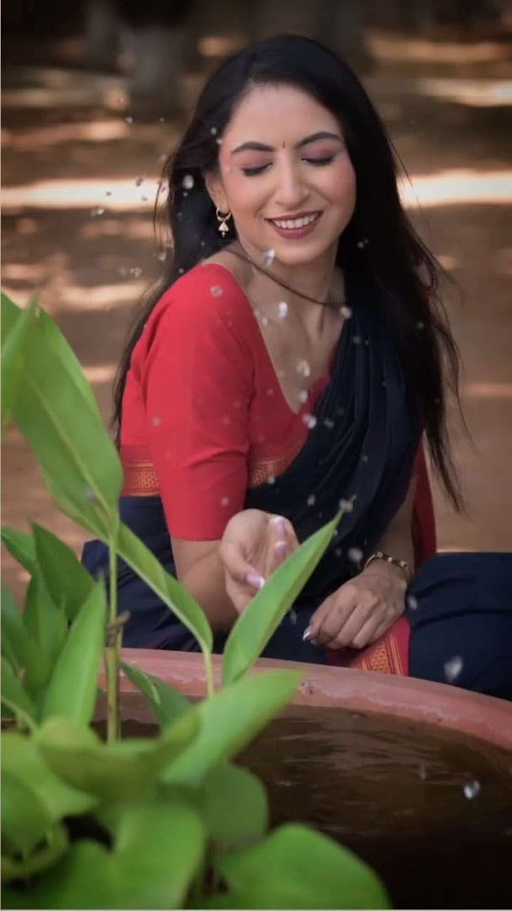 Post 8 by SULTANA’S on Instagram (video)