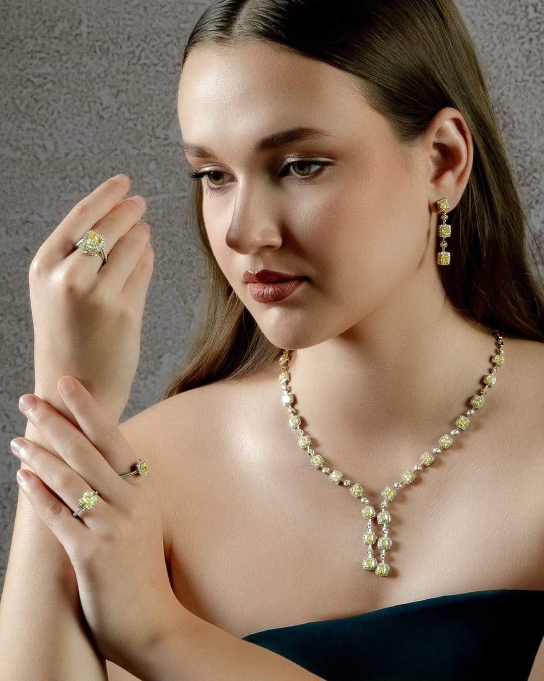 Post 7 by Liali Jewellery on Instagram (carousel)