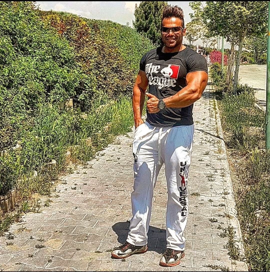 Post 3 by Ehsan Davarian# on Instagram (image)