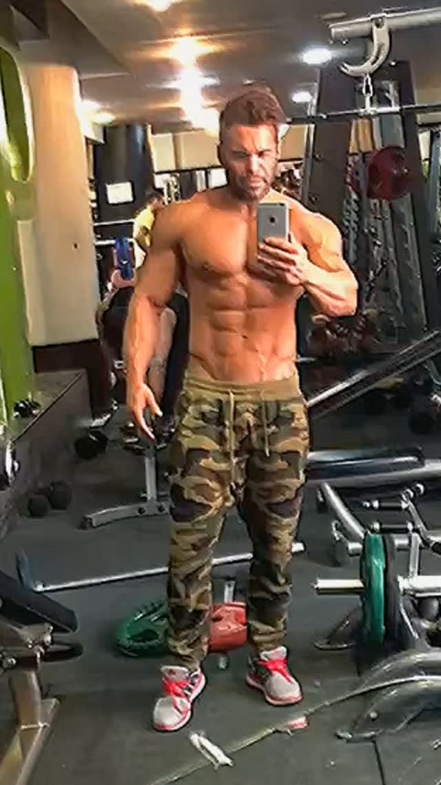 Post 2 by Ehsan Davarian# on Instagram (video)