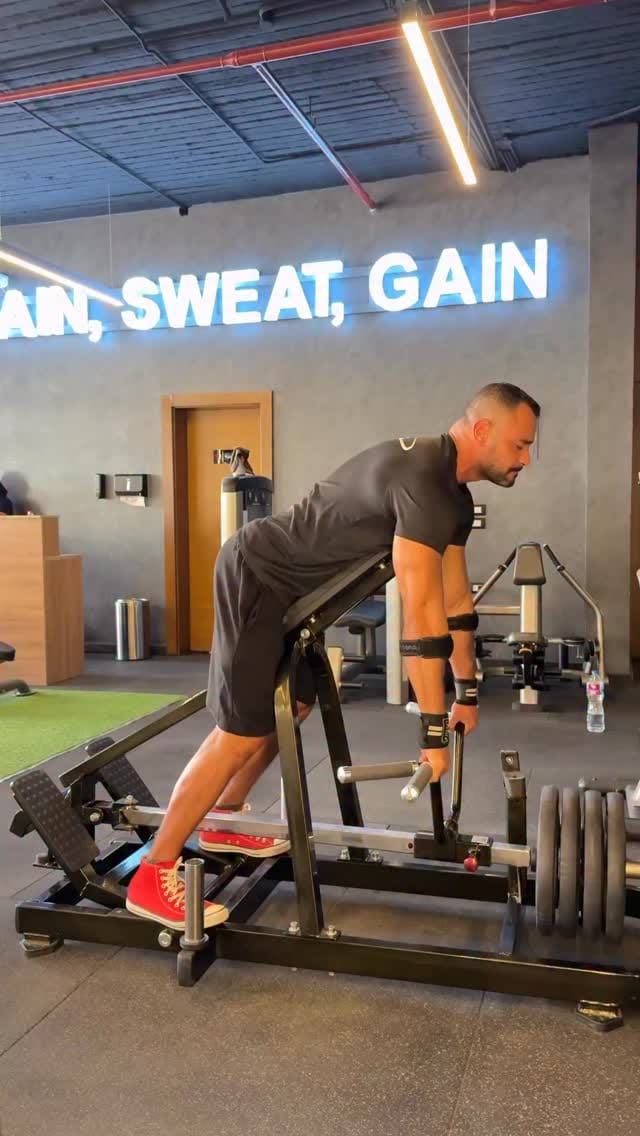Post 4 by Pro-Fitness Model | Islam Salaheldin | Fitness Professional | on Instagram (video)