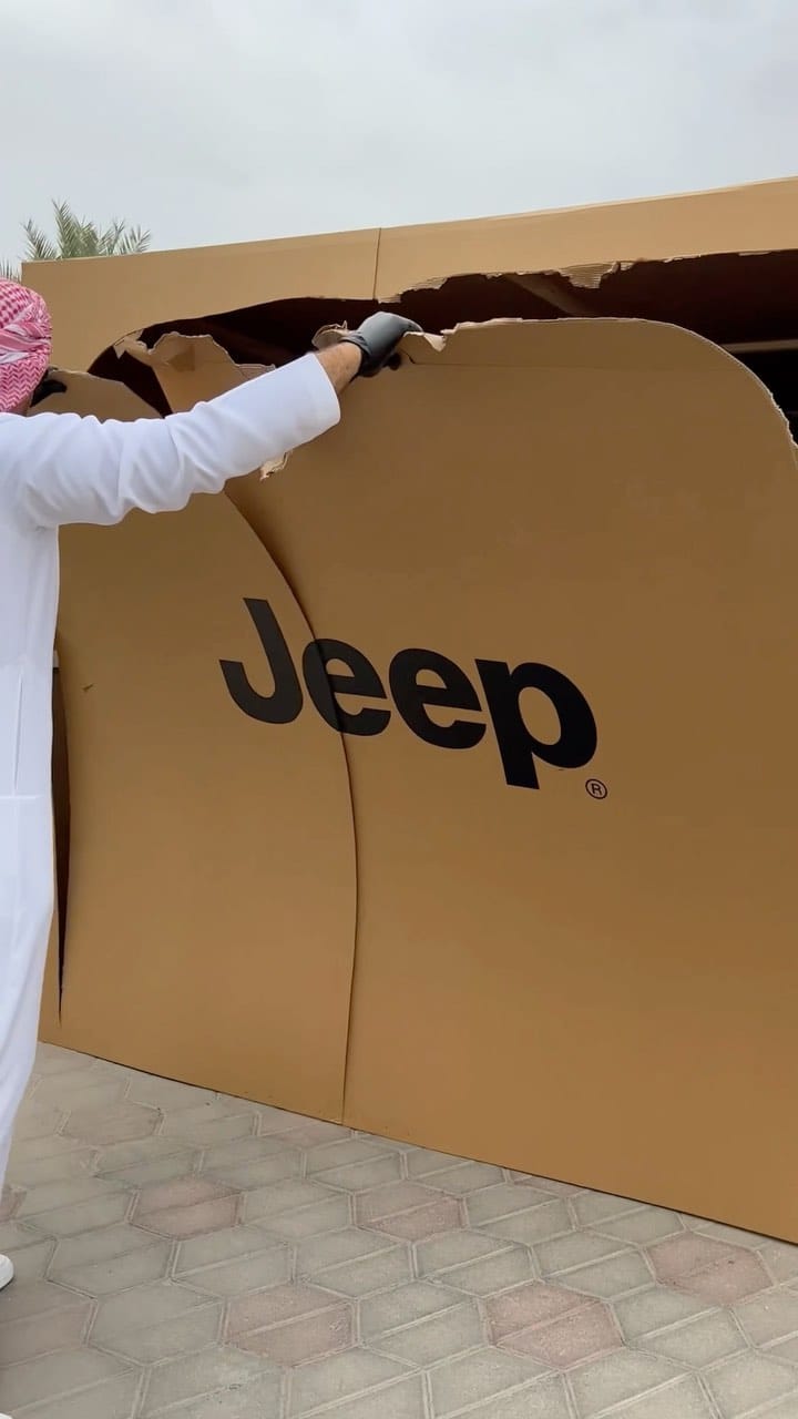 Post 9 by Ali AL-Hmoudi on Instagram (video)