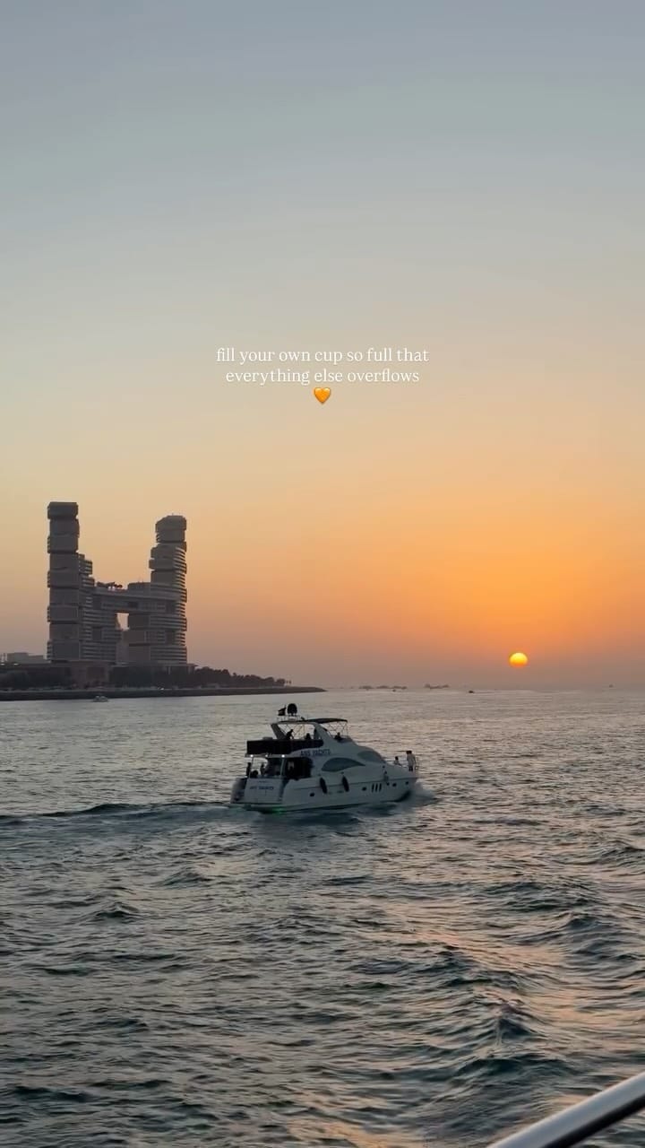 Post 4 by Emma Carter on Instagram (video)