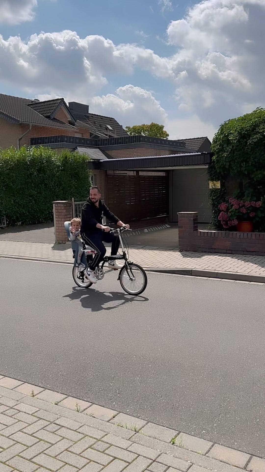 Post 8 by Wesam Al Saadi on Instagram (video)
