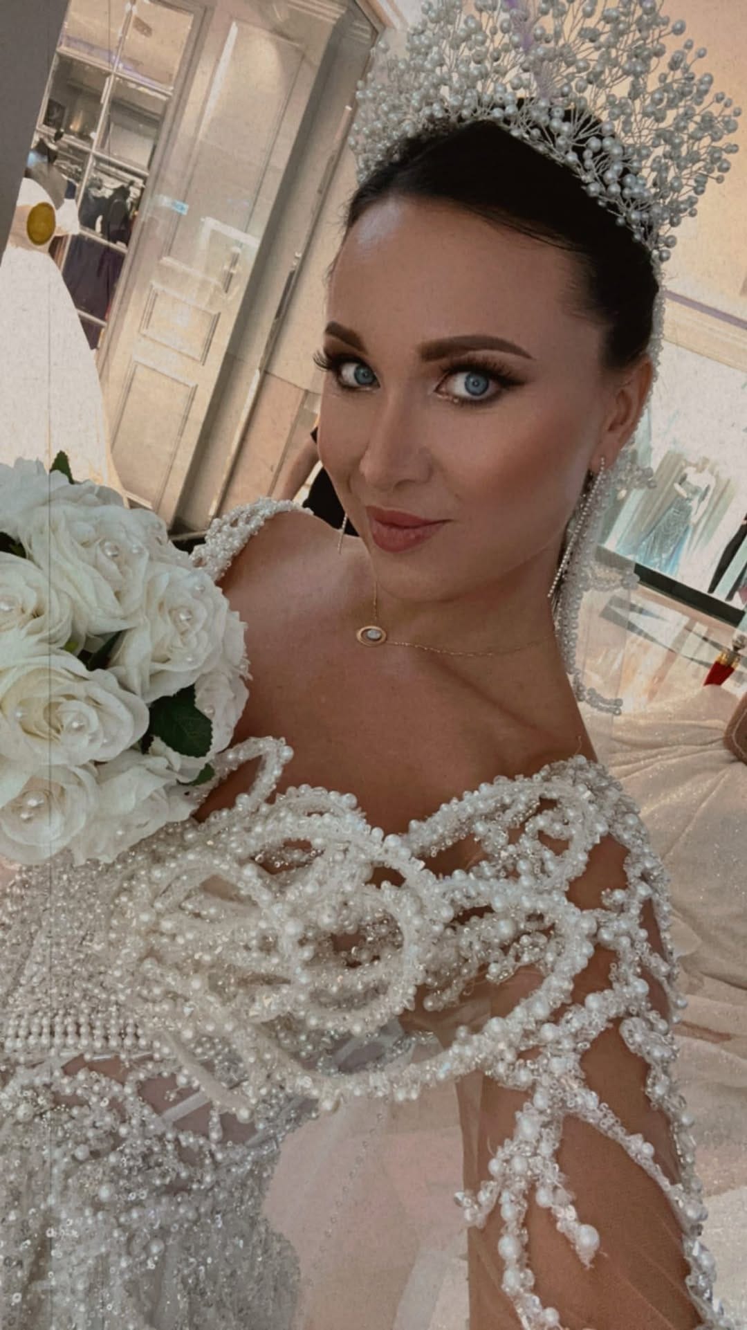 Post 8 by Yana 💙💛 on Instagram (video)