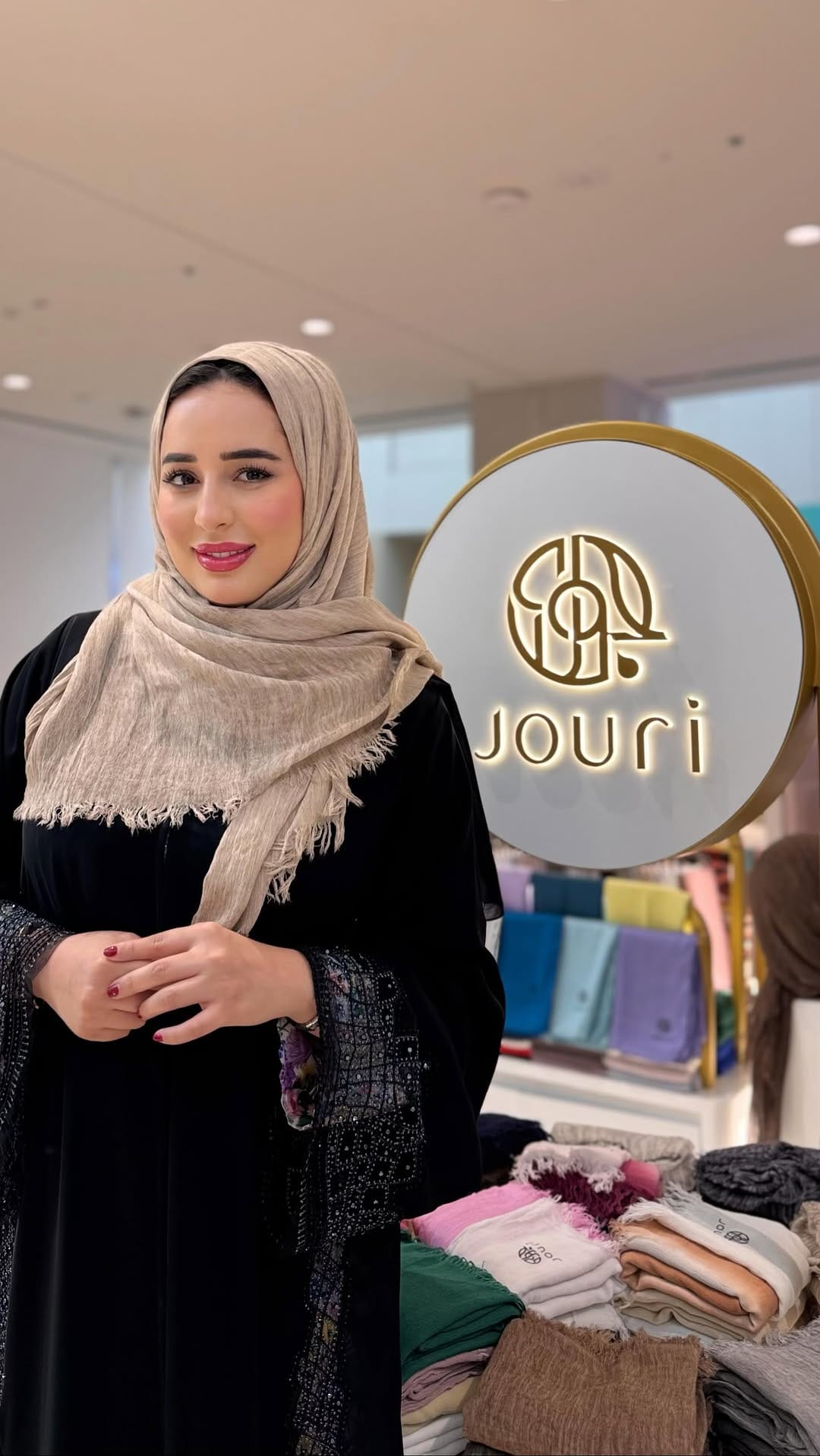 Post 6 by Meriem Lamtareq on Instagram (video)