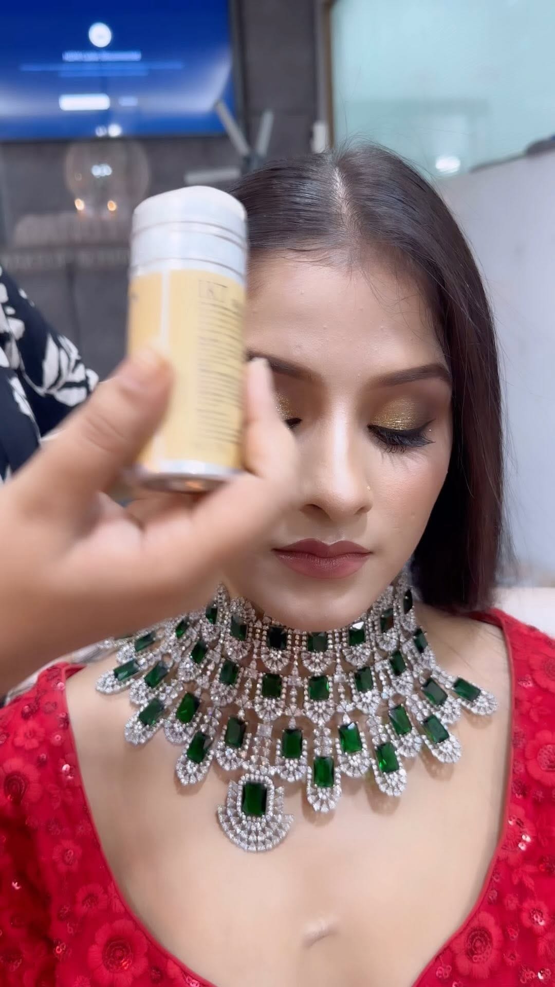 Post 8 by Ranu Pawar on Instagram (video)