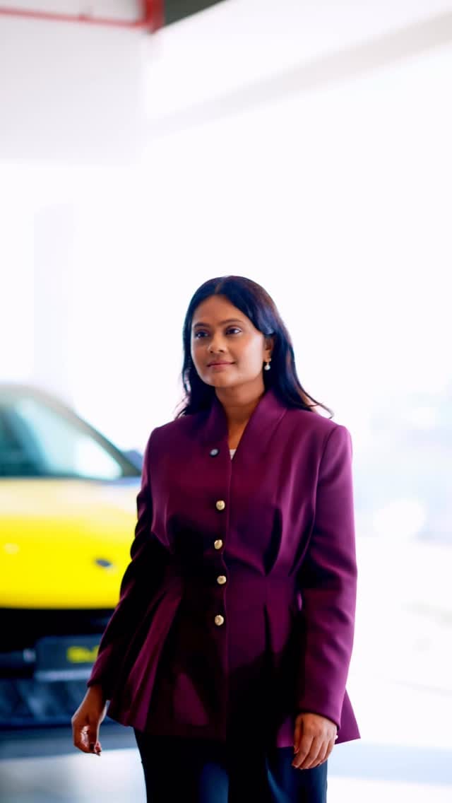 Post 1 by Niki Shah on Instagram (video)
