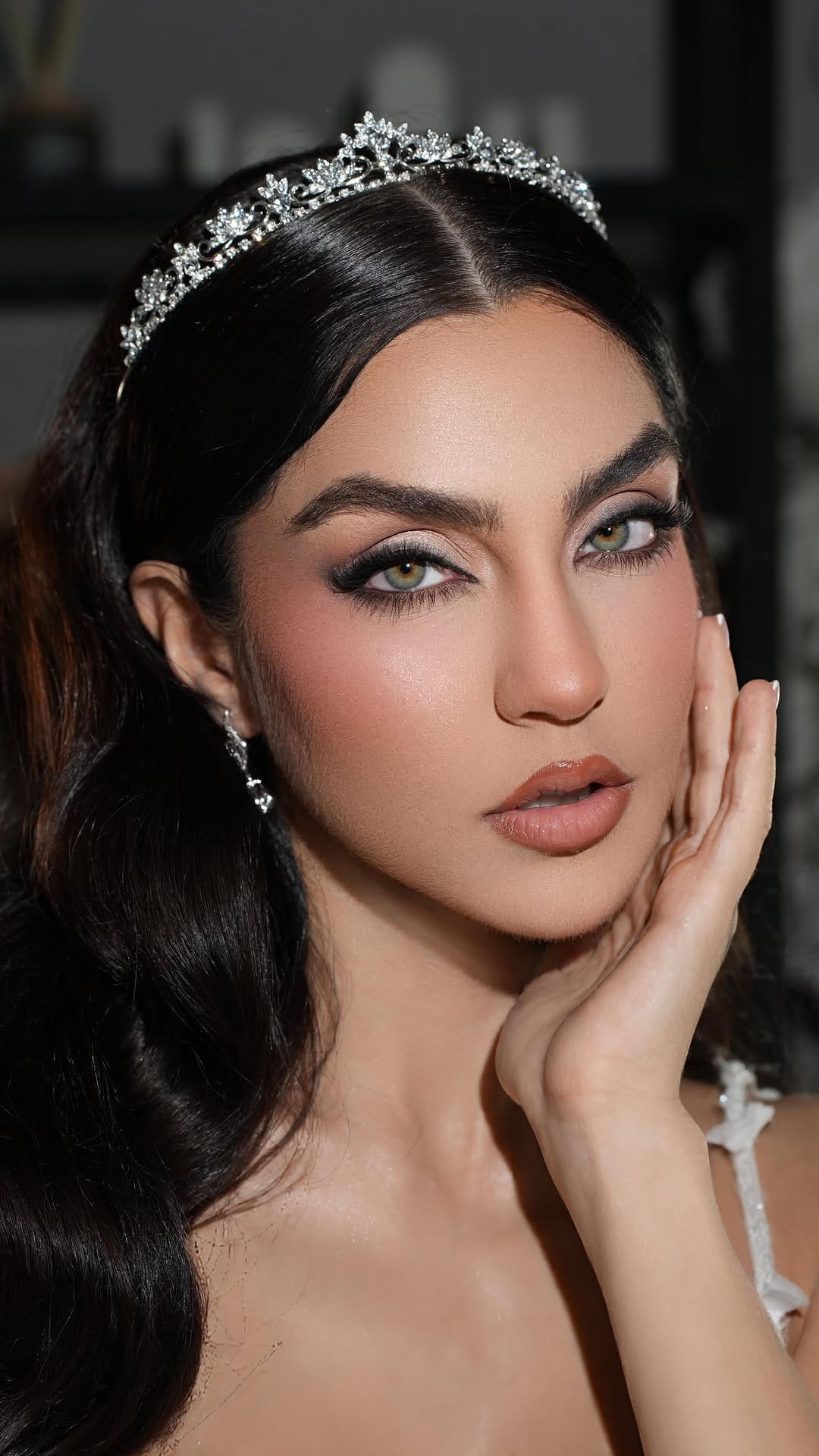 Post 1 by Certified Makeup Artist UAE on Instagram (video)