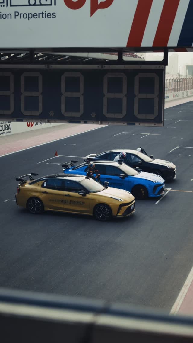 Post 1 by Photographer Dubai │ Nikita Kozlov on Instagram (video)