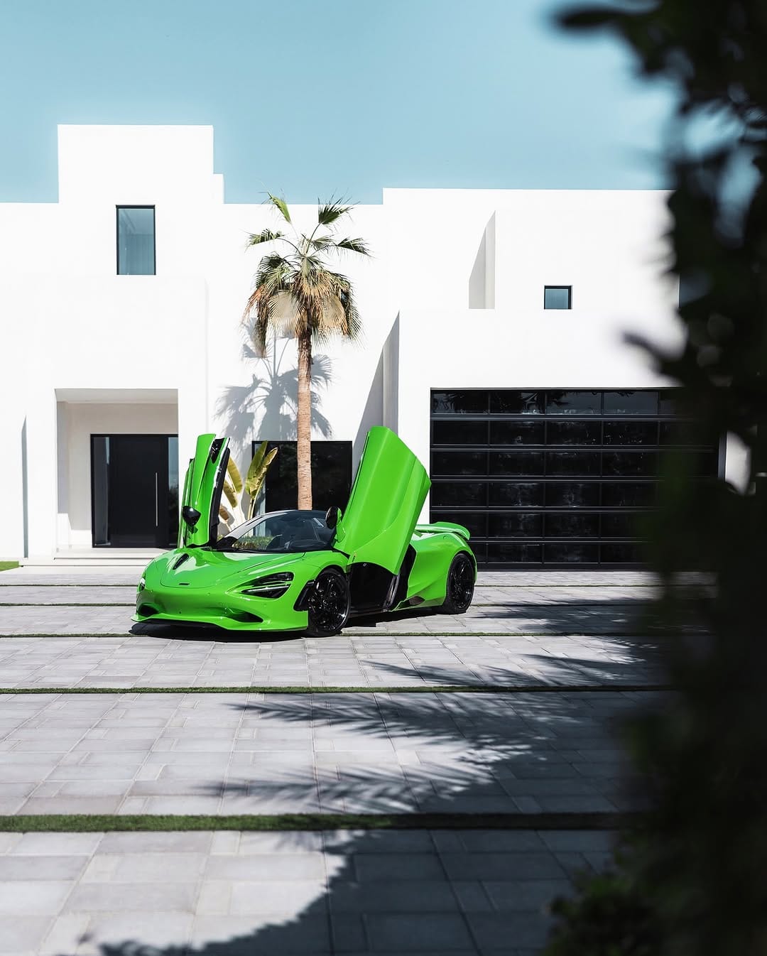 Post 5 by Photographer Dubai │ Nikita Kozlov on Instagram (carousel)