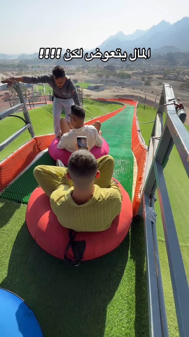 Post 9 by Satisfying Spots  | Satisfied Dubai on Instagram (video)