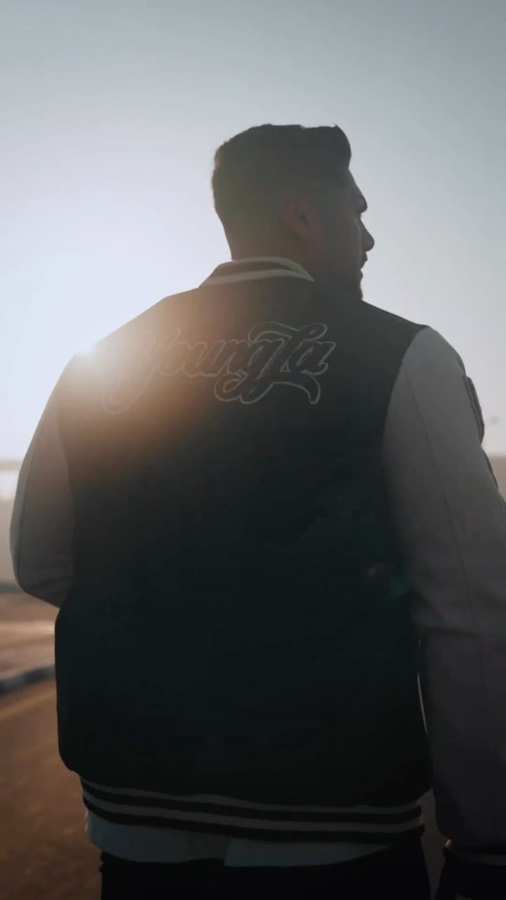 Post 4 by Chris Ashkettle | Dubai Photographer & Videographer on Instagram (video)