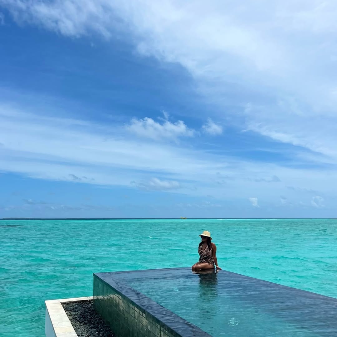 Post 7 by Voyageur Chic - Vibha Dania Dhawan on Instagram (image)