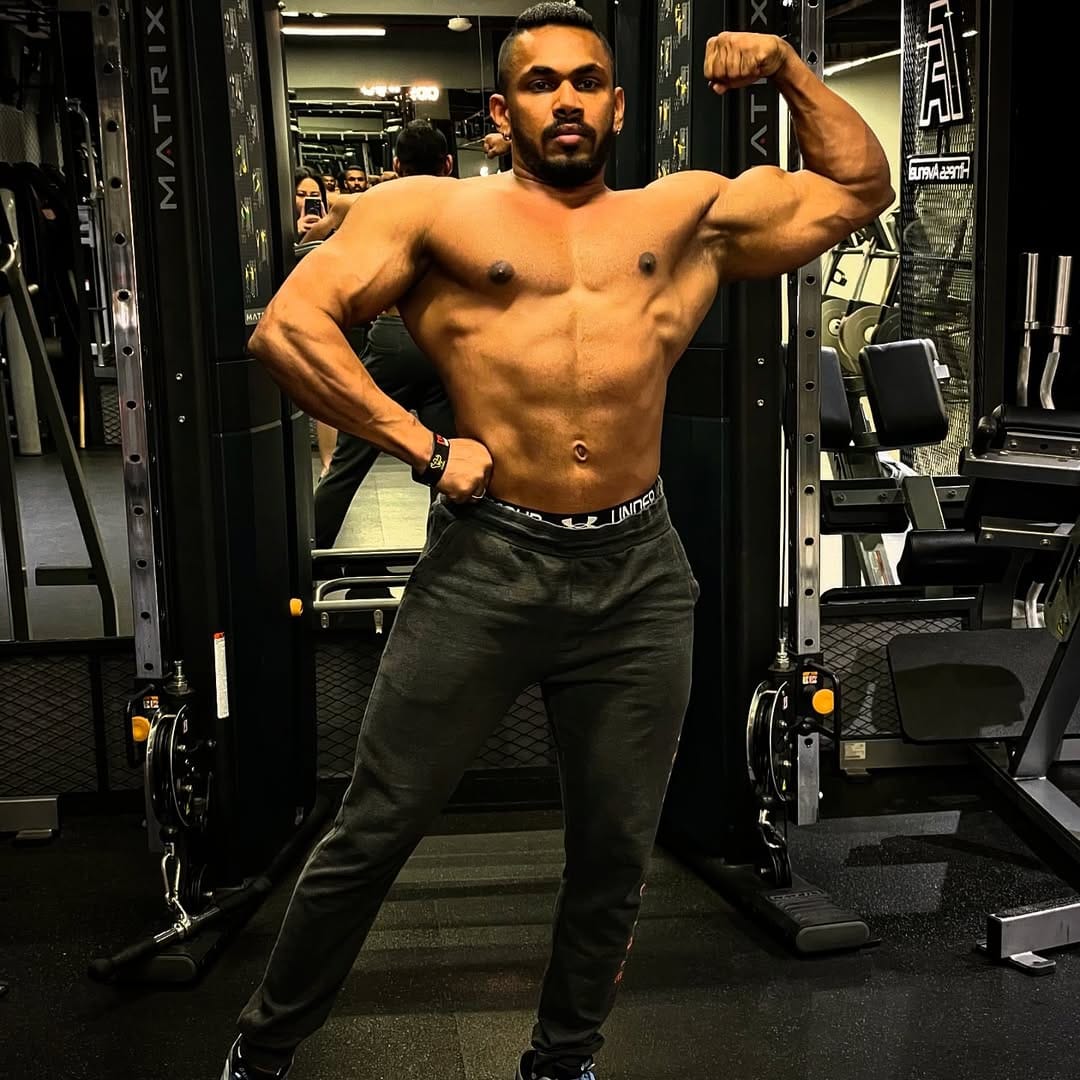 Post 10 by 🅖🅘🅗🅐🅝 🅜🅐🅓🅤🅢🅐🅝🅚🅐 🅟🅣 🅓🅧🅑 🇦🇪 on Instagram (image)
