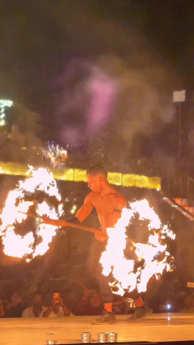 Post 5 by Mayank Choudhary  | INDIA  🇮🇳 on Instagram (video)