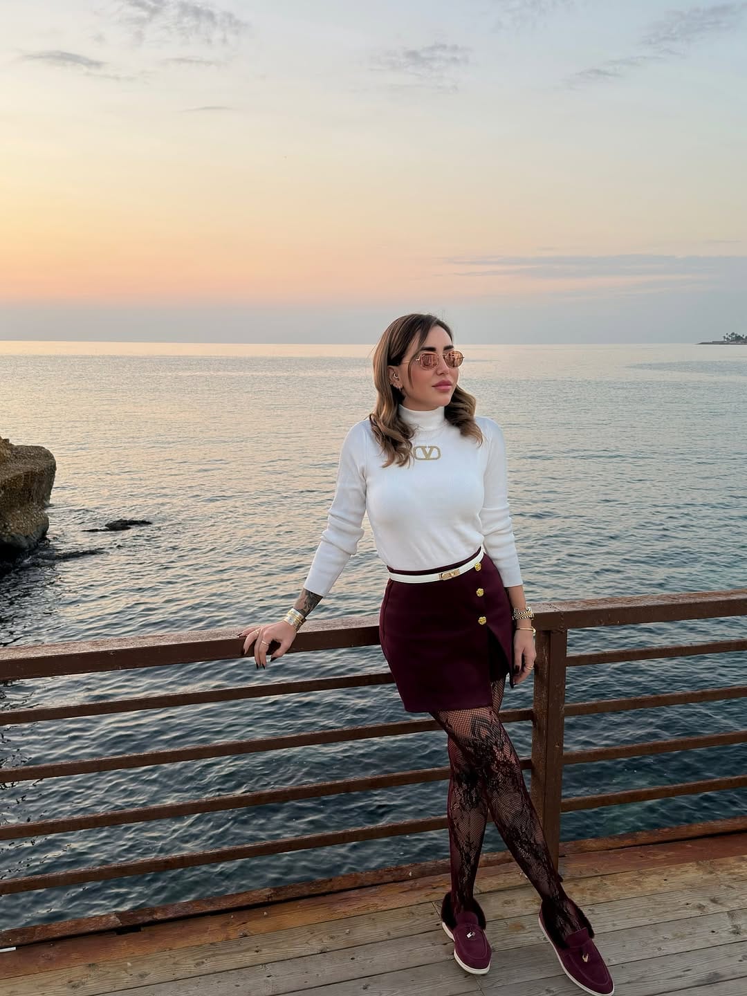 Post 3 by ⋆𝓨𝓸𝓵𝓵𝓪𝓷𝓭𝓮⋆ on Instagram (image)