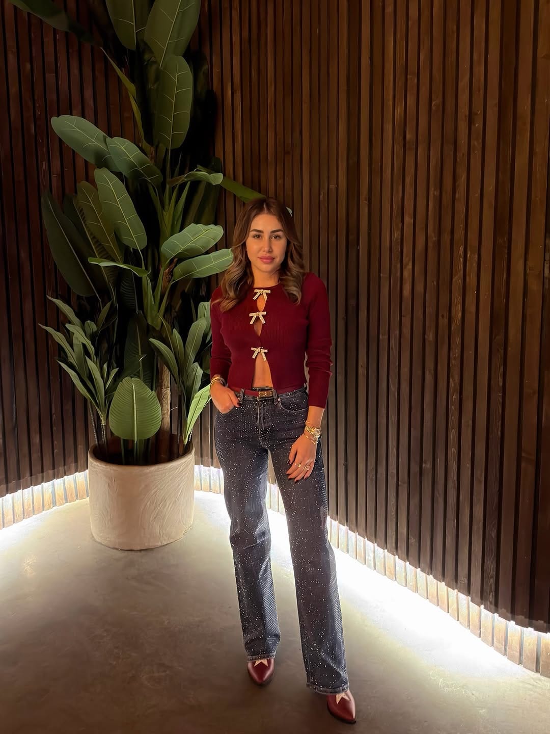 Post 2 by ⋆𝓨𝓸𝓵𝓵𝓪𝓷𝓭𝓮⋆ on Instagram (image)