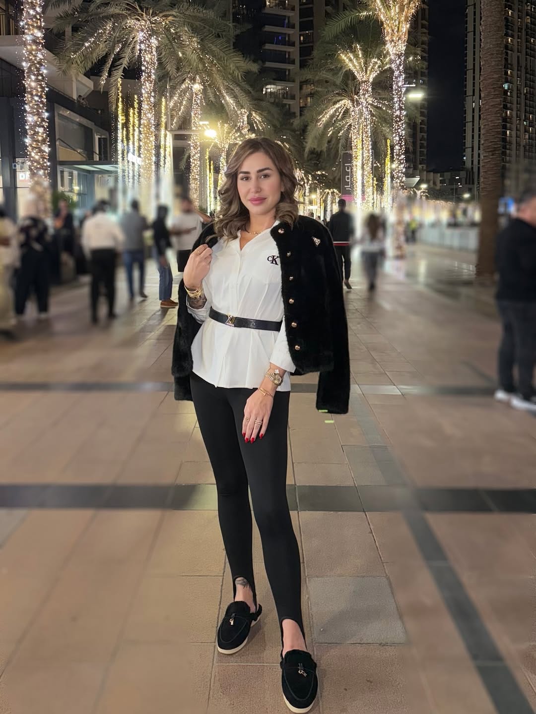 Post 5 by ⋆𝓨𝓸𝓵𝓵𝓪𝓷𝓭𝓮⋆ on Instagram (carousel)