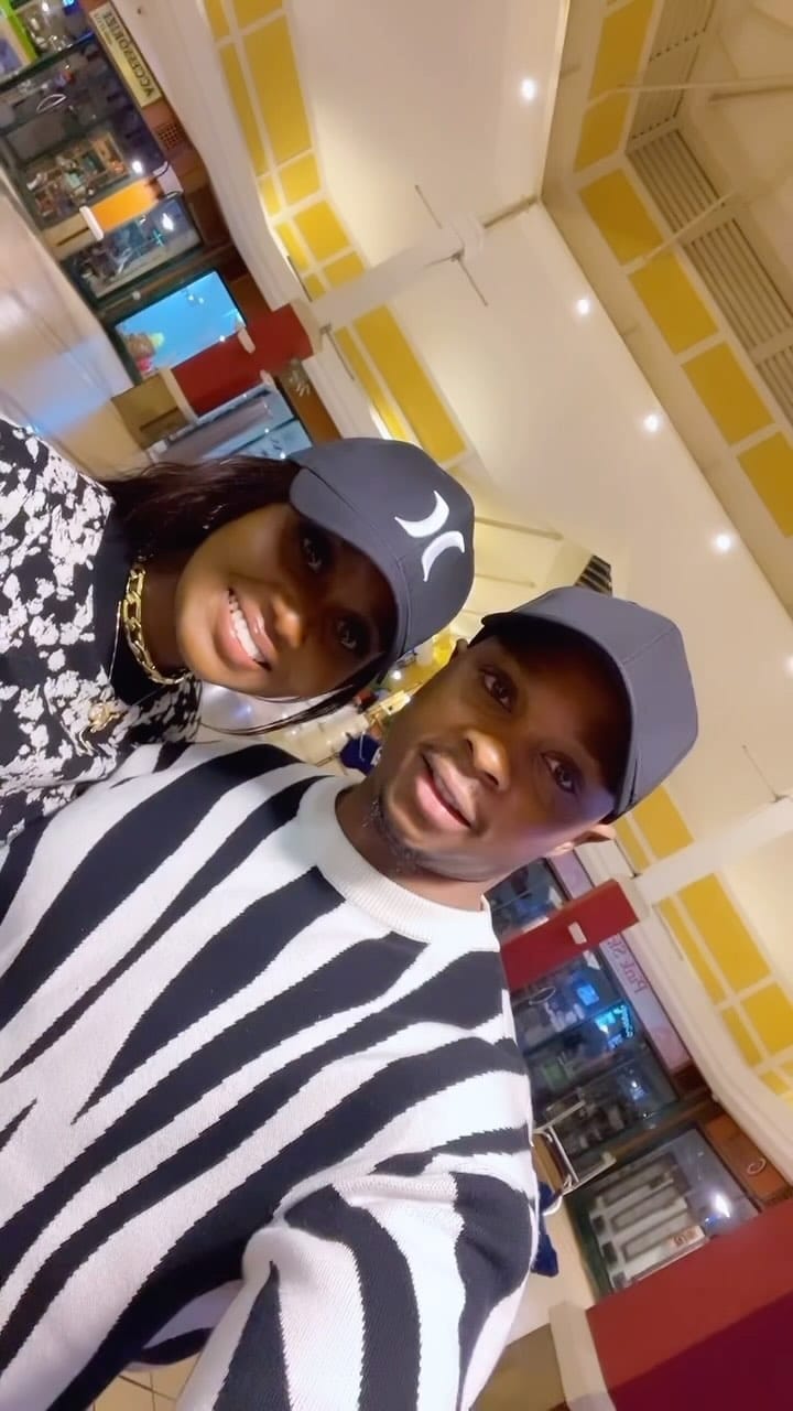 Post 4 by 𝐑𝐞𝐧𝐧𝐞 𝐉𝐚𝐜𝐨𝐛𝐬🇰🇪 on Instagram (video)