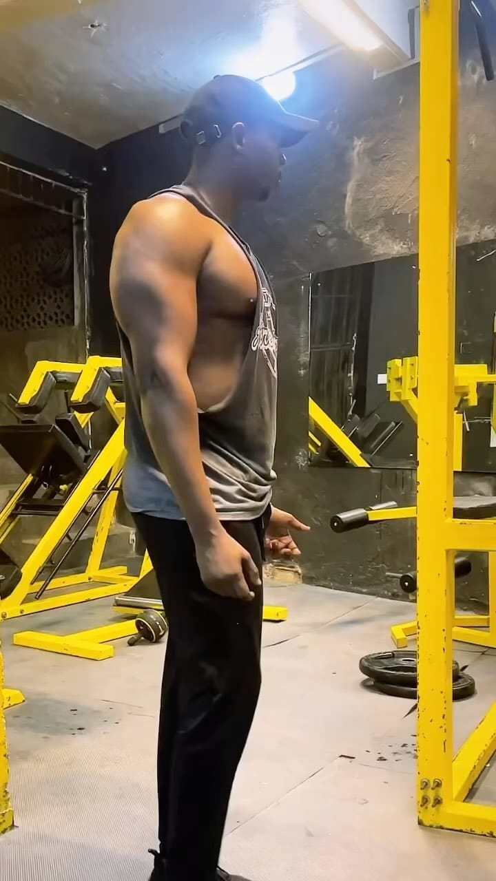 Post 7 by 𝐑𝐞𝐧𝐧𝐞 𝐉𝐚𝐜𝐨𝐛𝐬🇰🇪 on Instagram (video)