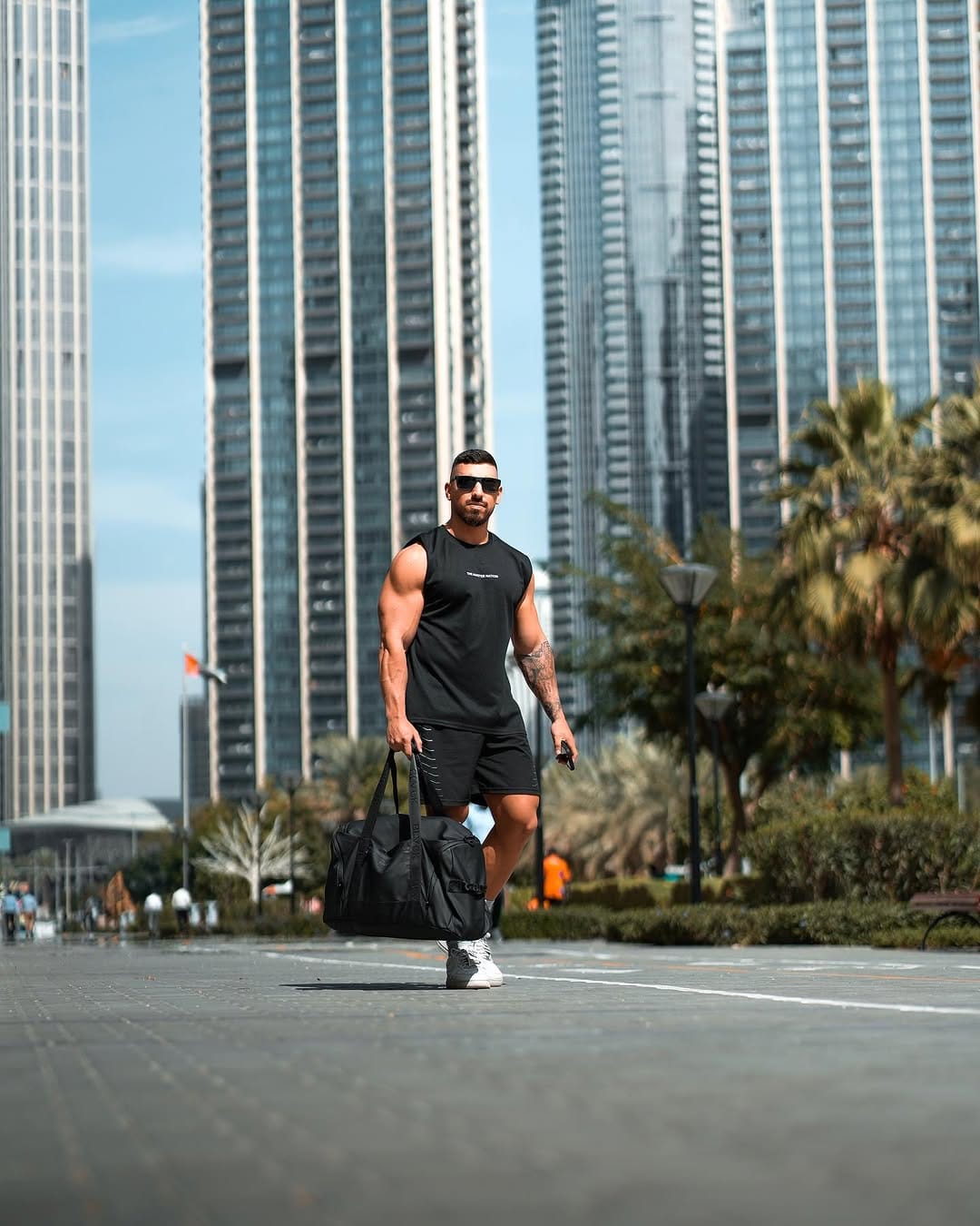 Post 6 by Rafa Román | Executive Performance on Instagram (image)