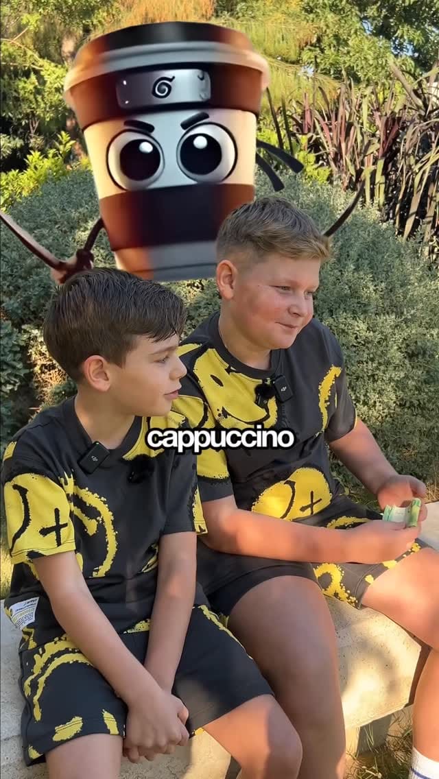 Post 7 by AAAA Crazy kids with Mom&Dad on Instagram (video)