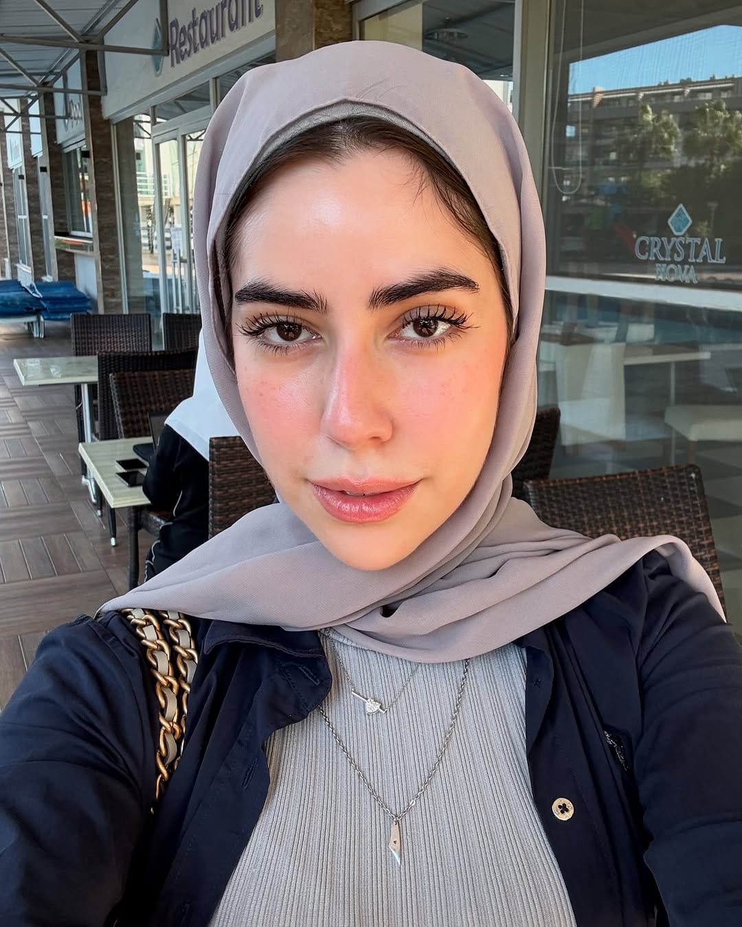 Post 8 by Dr. Jana Alalami on Instagram (carousel)