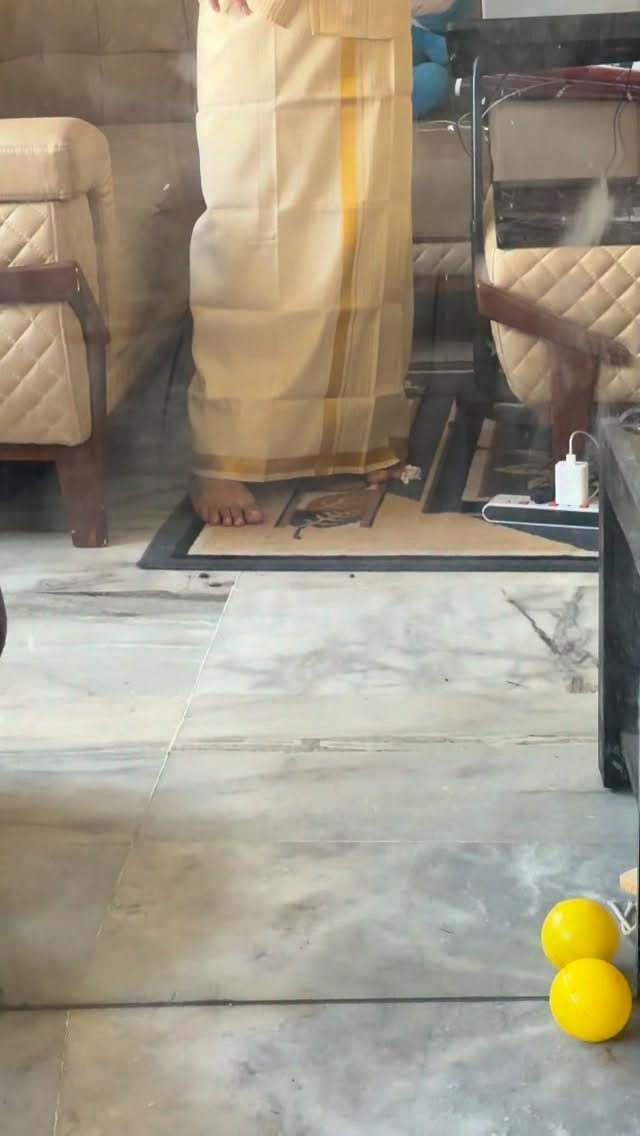 Post 5 by Vicky Roshan on Instagram (video)
