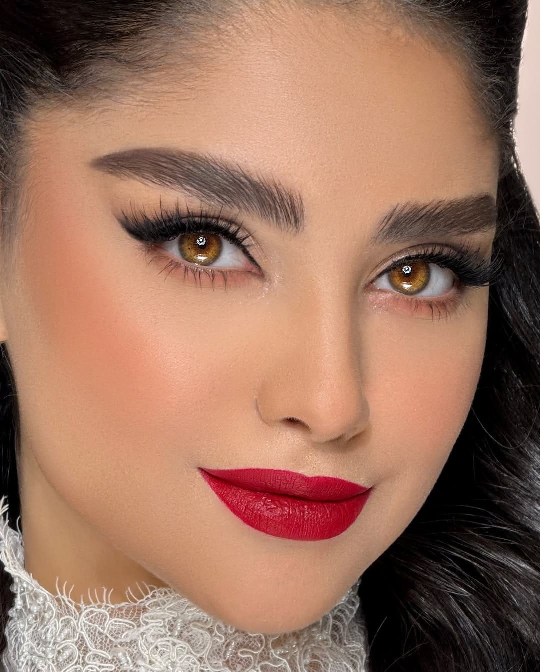 Post 6 by میکاپ آرتیست/مدرس بین المللی میکاپ/ پری کمالی on Instagram (carousel)