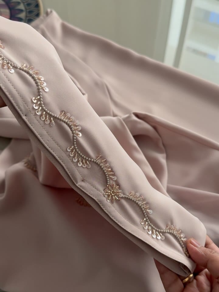 Post 9 by Nefs Comfort Clothing on Instagram (carousel)