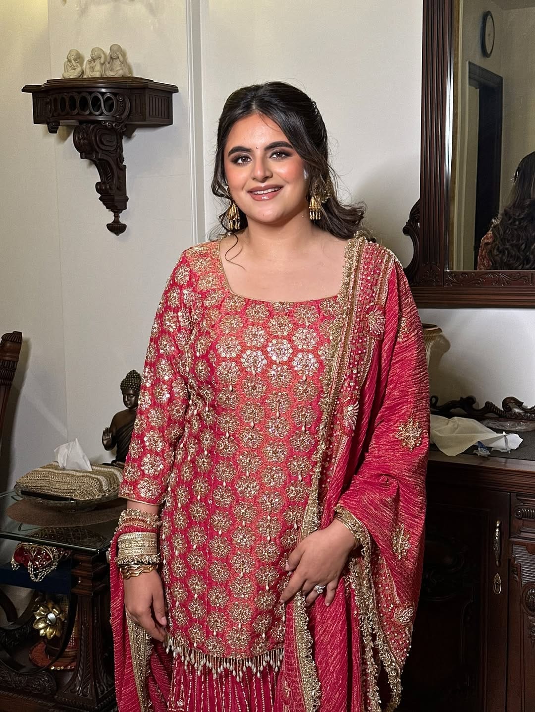 Post 6 by Riya Chhikara | Makeup Artist on Instagram (image)