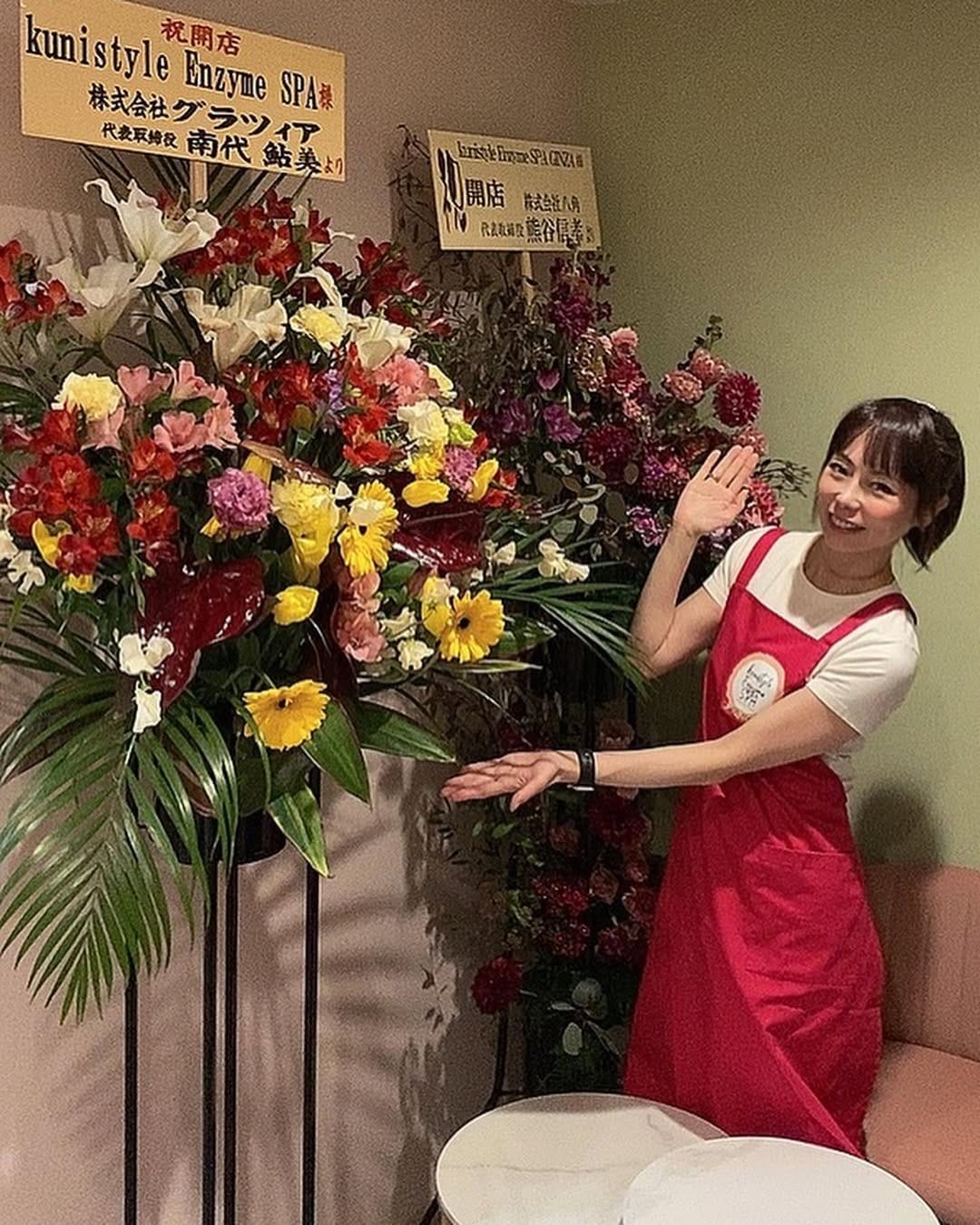 Post 10 by 飯田くにこ　Kuniko Iida on Instagram (carousel)