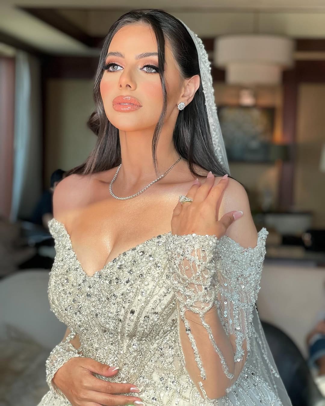 Post 9 by Mirna Magdy Makeup Artist on Instagram (carousel)