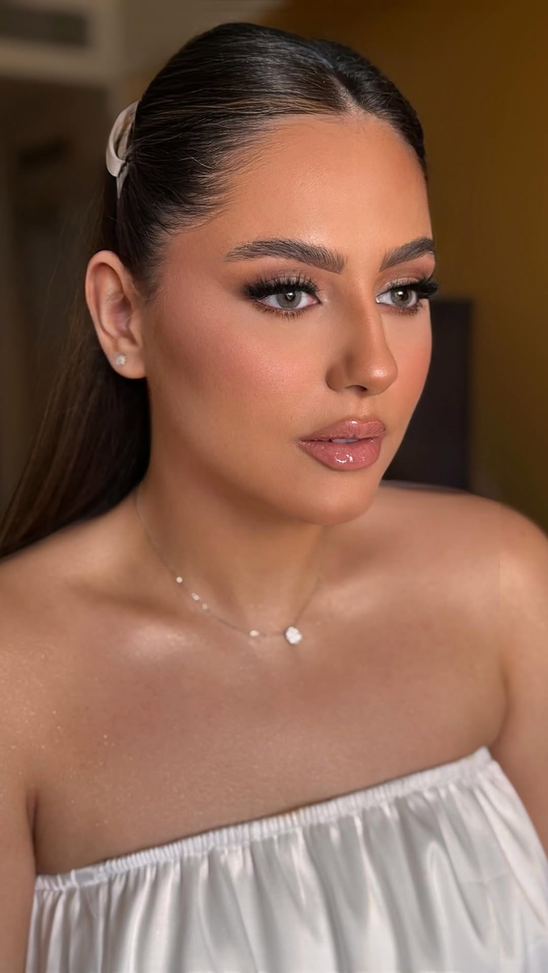 Post 4 by Mirna Magdy Makeup Artist on Instagram (video)
