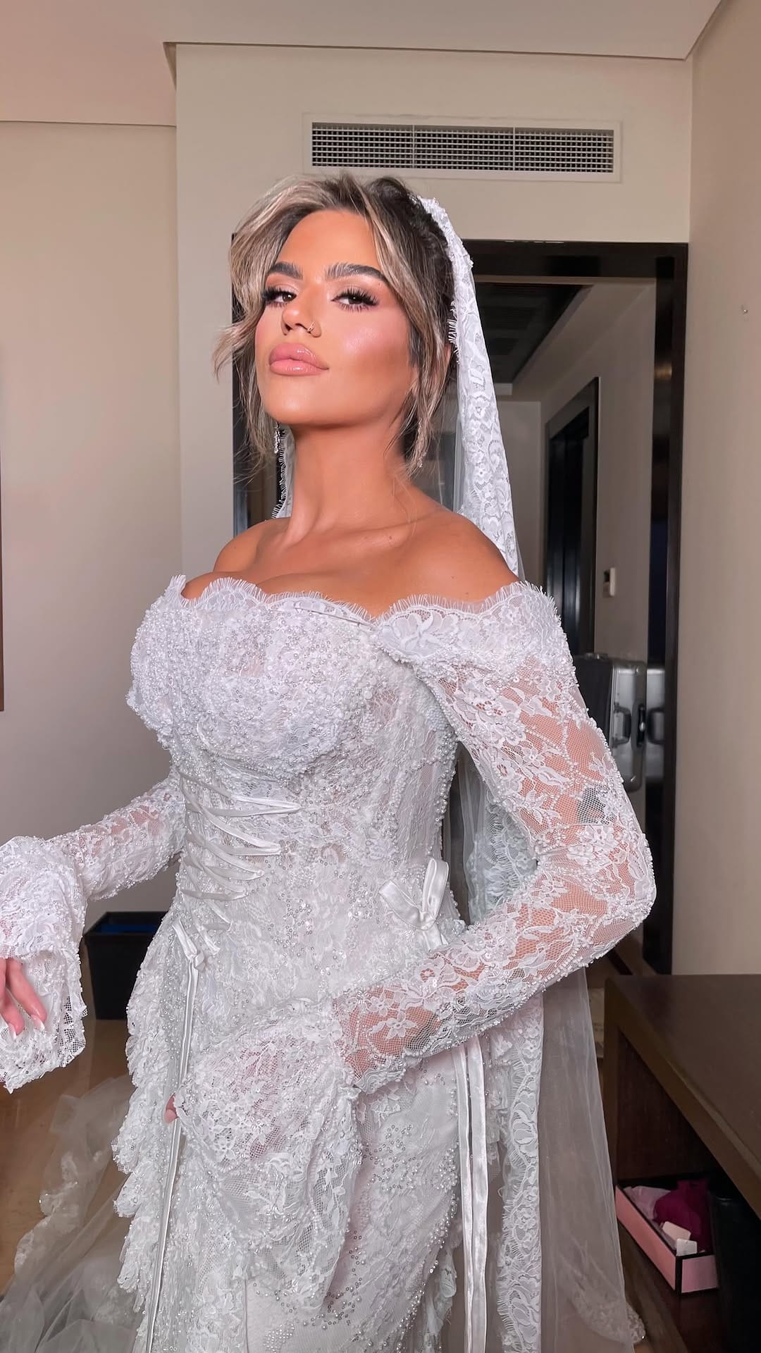 Post 6 by Mirna Magdy Makeup Artist on Instagram (video)