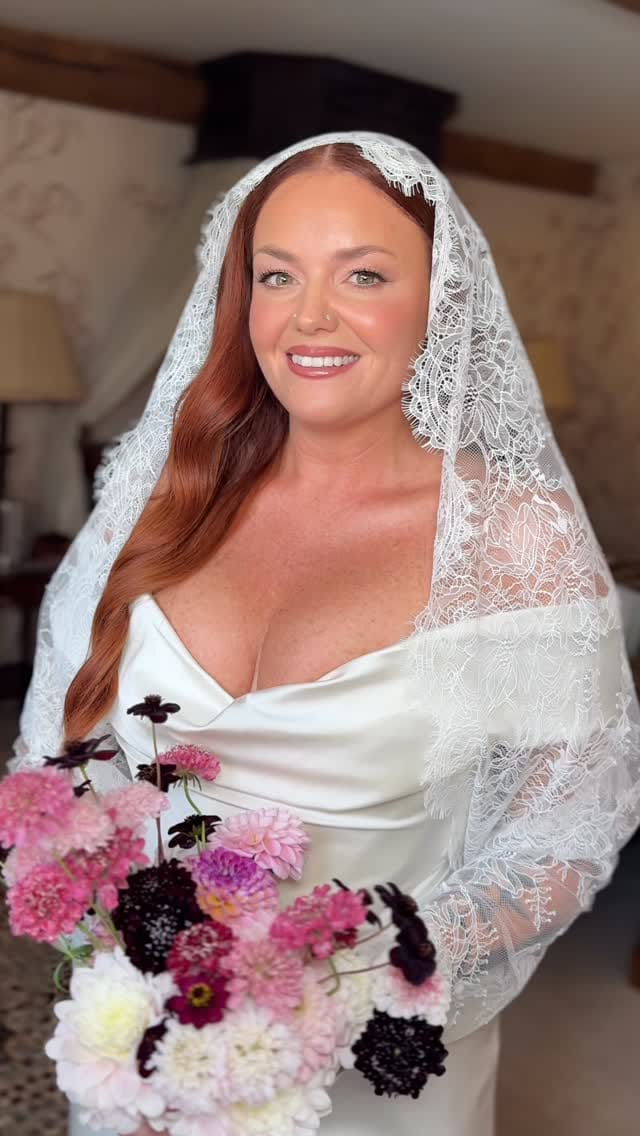 Post 7 by Nicola Harrison Makeup Artist | Bridal Makeup Expert on Instagram (video)