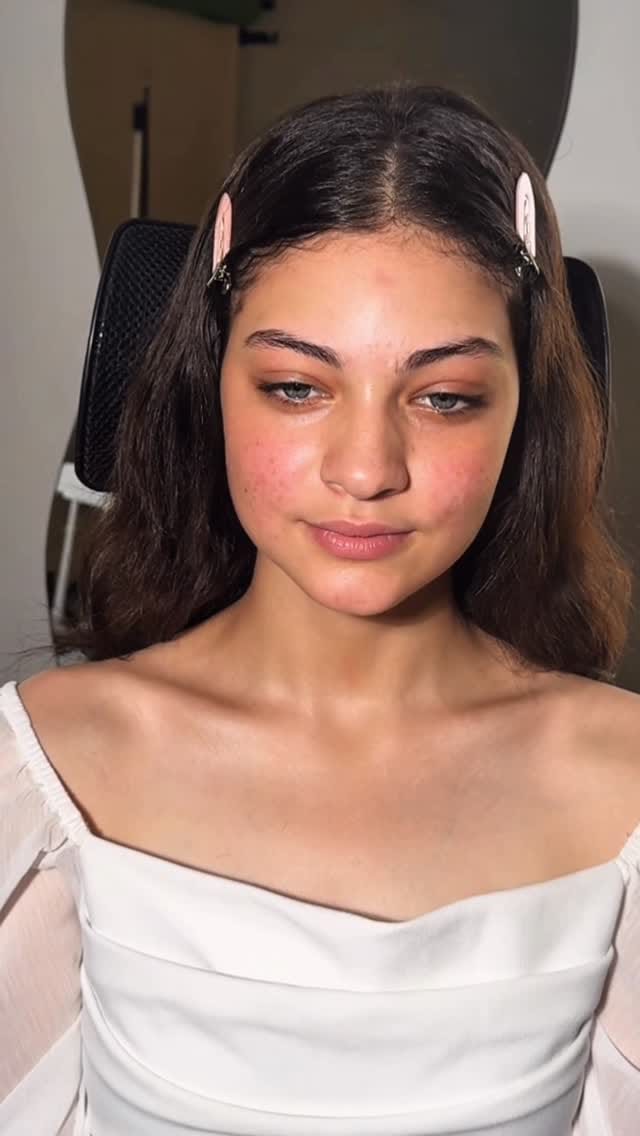 Post 1 by Passant Ahmed Makeup Artist on Instagram (video)