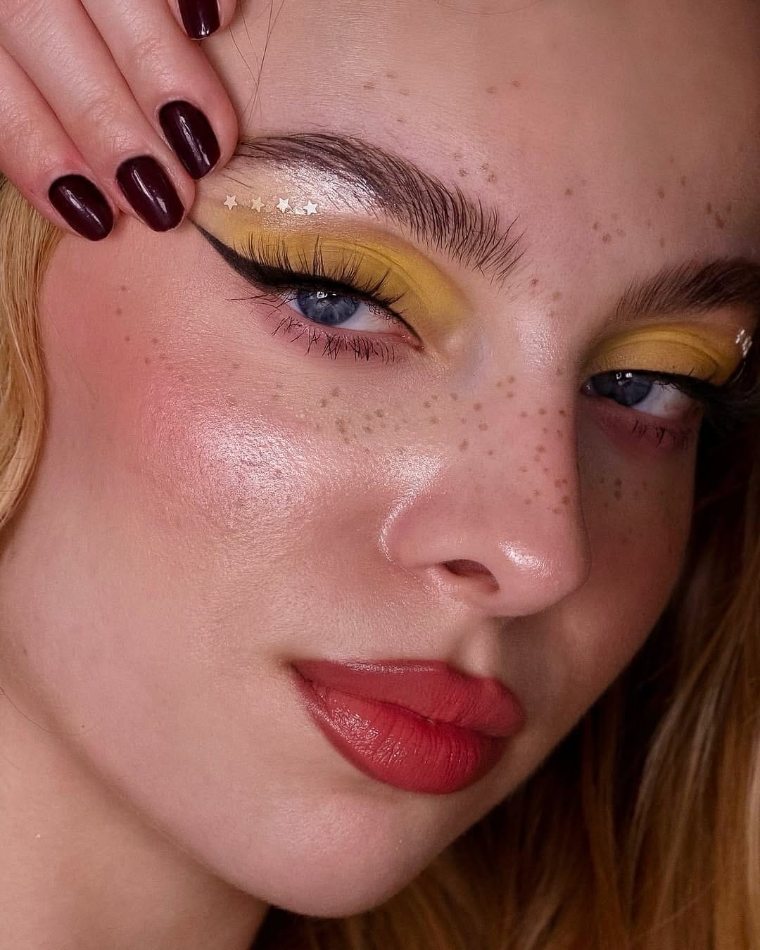 Post 10 by Makeup Course in Dubai 🇦🇪 دورات مكياج في دبي on Instagram (carousel)