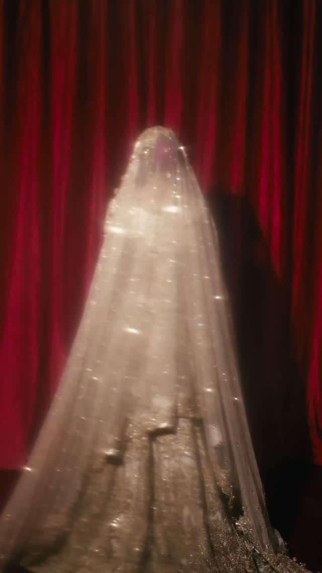 Post 10 by KIRAN FAROOQ on Instagram (video)