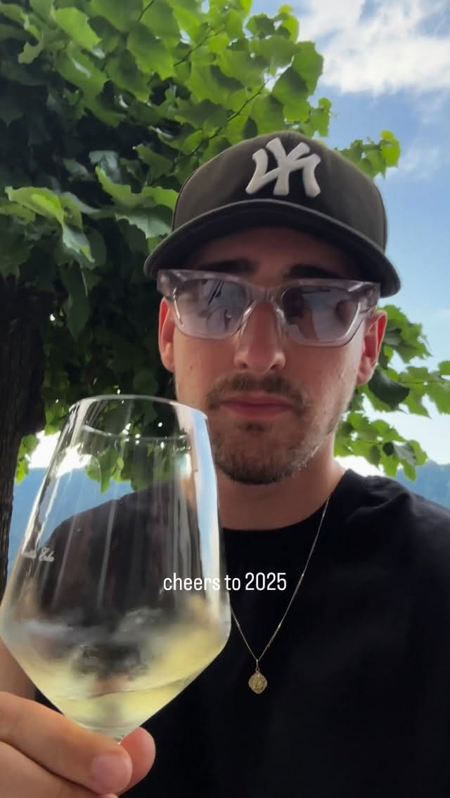 Post 3 by Thomas Habr on Instagram (video)