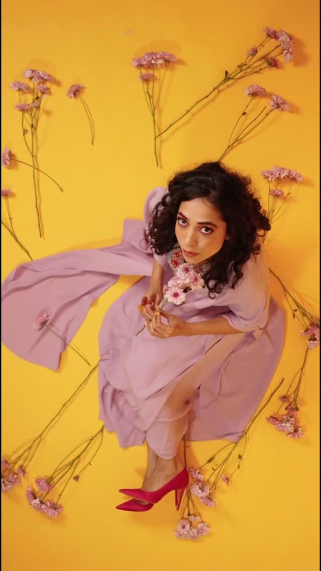 Post 1 by Narjis Taqi on Instagram (video)