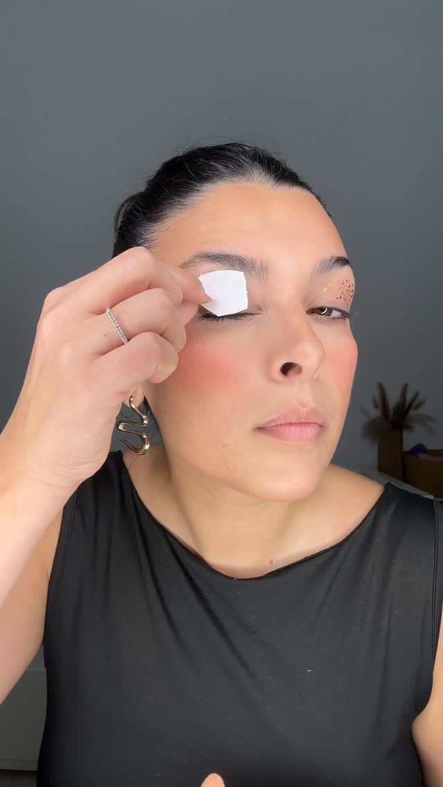 Post 6 by Hanin Hassan | Makeup Artist and Trainer on Instagram (video)
