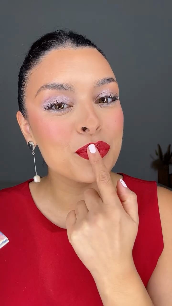 Post 4 by Hanin Hassan | Makeup Artist and Trainer on Instagram (video)