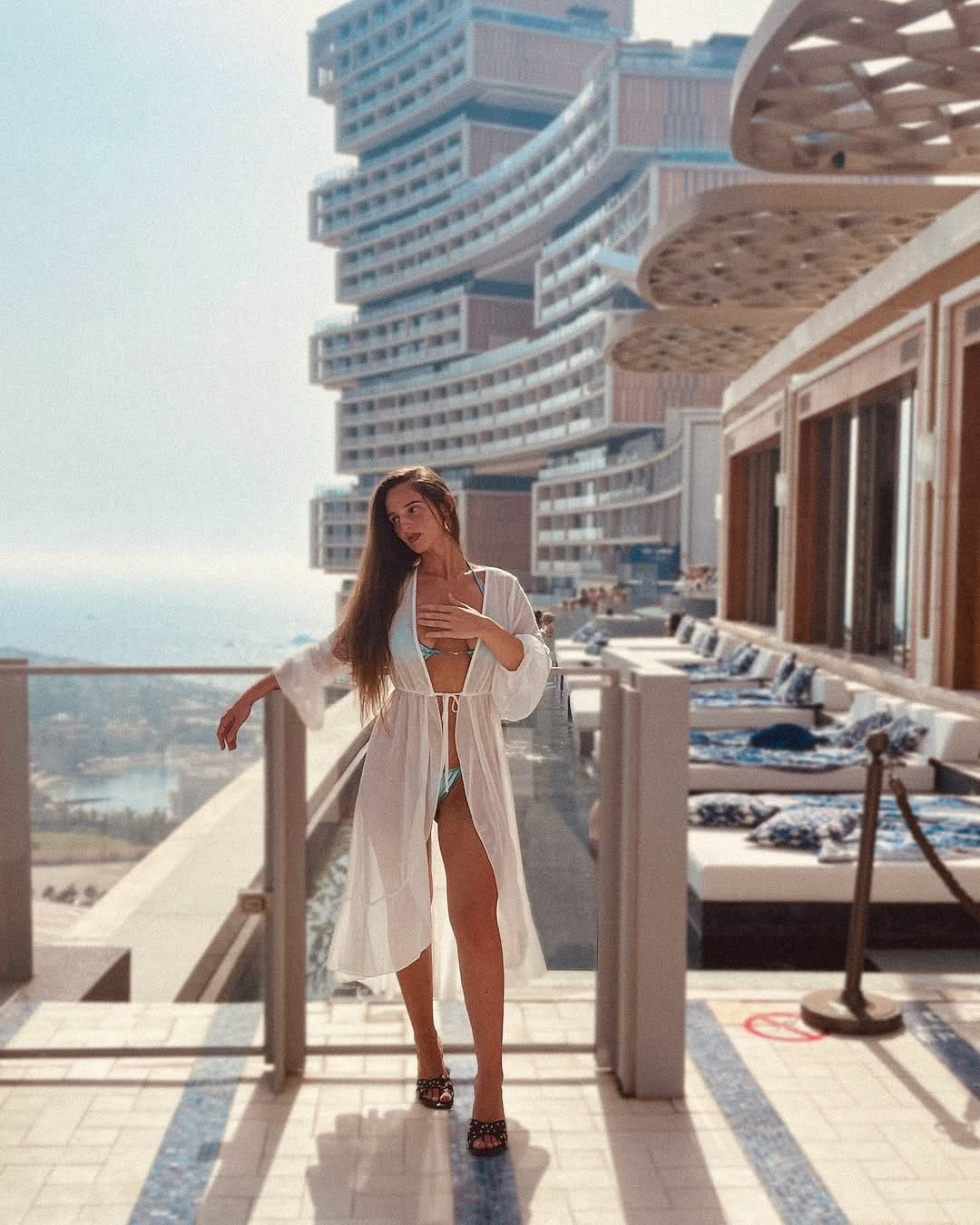 Post 8 by K O R I N A on Instagram (image)